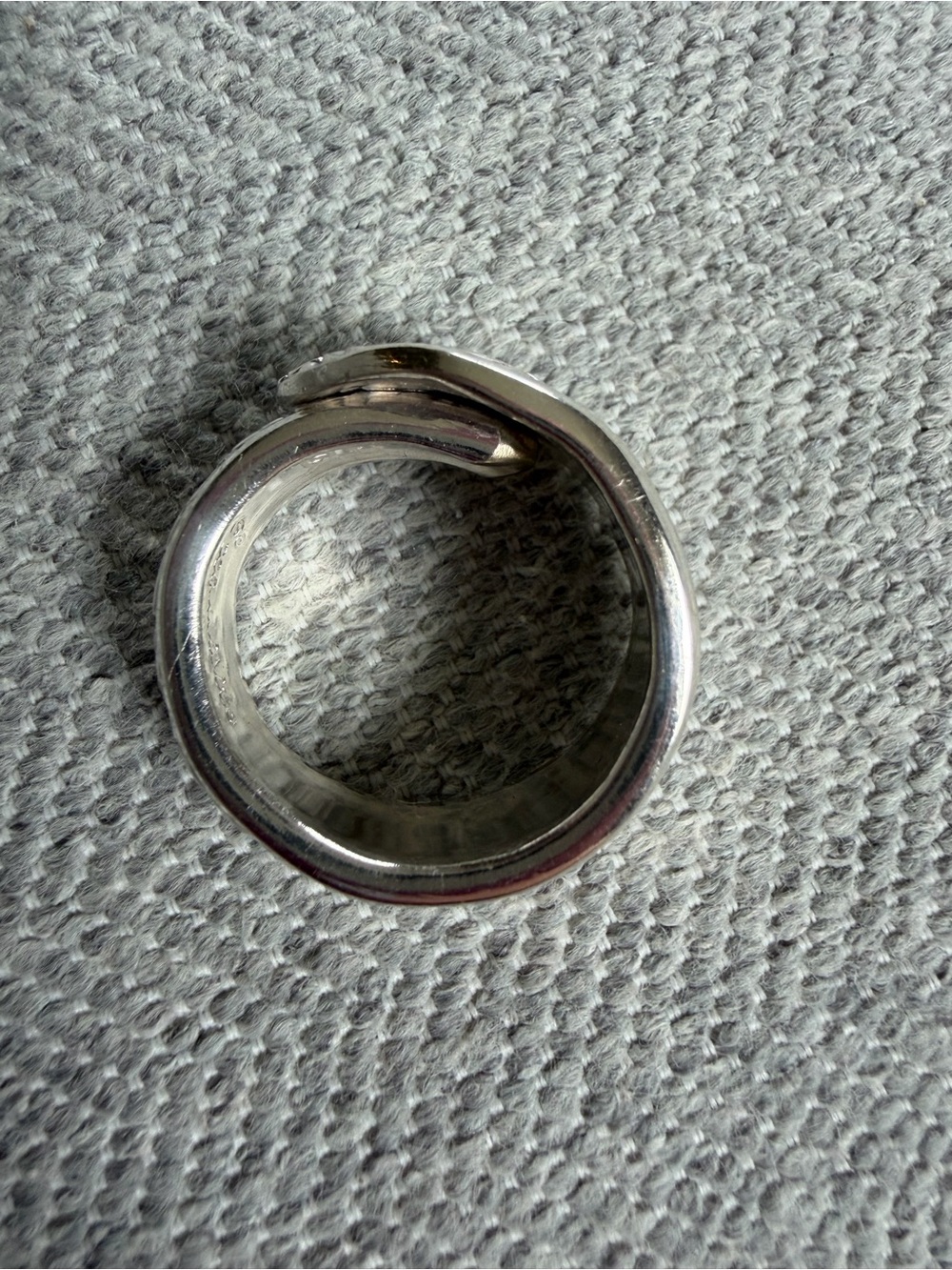 D Engraved Spoon Ring - Picture 8 of 11